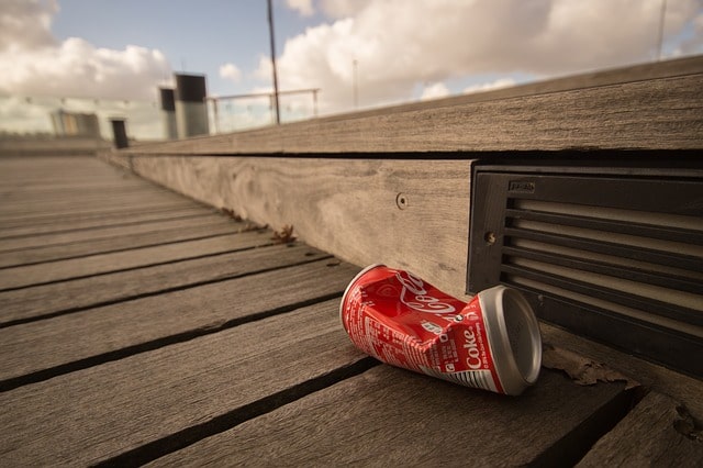 can-garbage-cocacola-recycle-dump