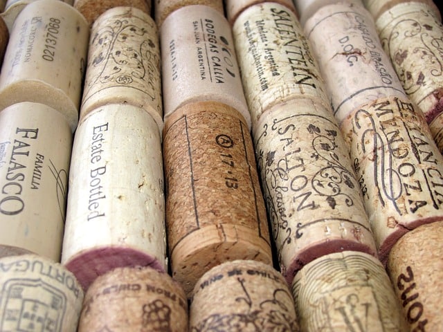 cork-wine-cork-stoppers-cover
