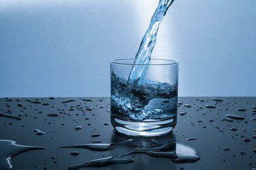 water-glass-drip-drink-clear-blue