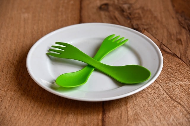 plate-china-eating-tableware-spoon