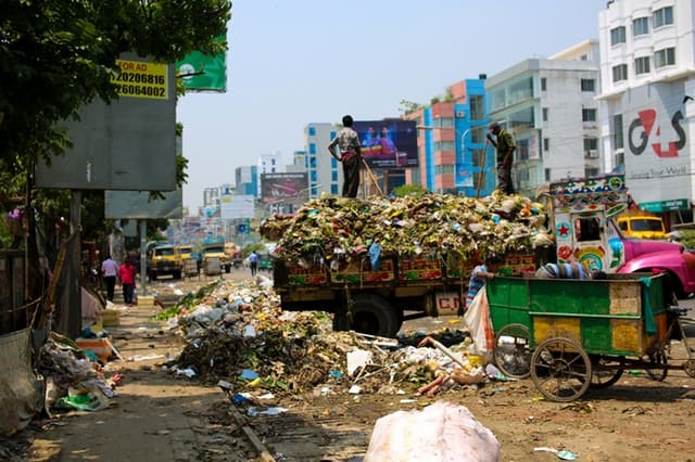 bangladesh-photo-dump-truck-garbage-trash-