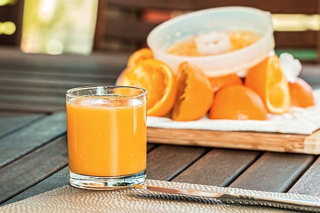 fresh-orange-juice-squeezed